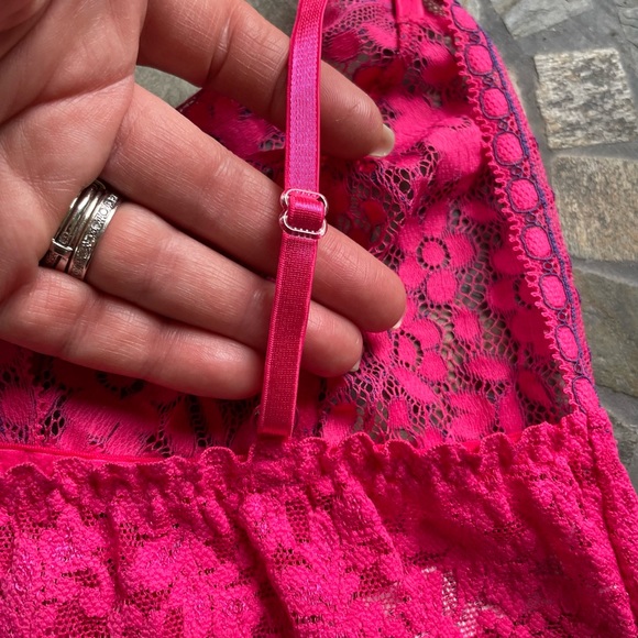 Hanky Panky Perp Leila Crossover Bralette - Picture 6 of 10